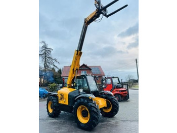 Teleskooplaadur JCB