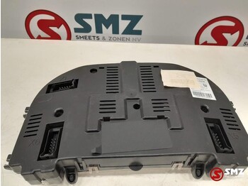 Kabiin ja interjöör - Veoauto MAN Occ instrumentenpaneel MAN TGS 81258077111: pilt 3