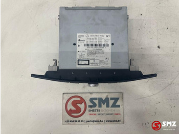 Elektrisüsteem - Auto Mercedes-Benz Occ Radio Mercedes W204: pilt 2