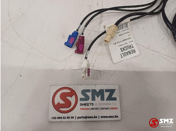 Kabiin ja interjöör - Veoauto Renault Occ antenne Renault: pilt 3