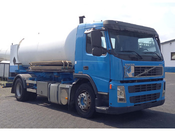 Tsisternauto VOLVO