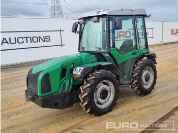 Traktor FERRARI