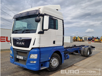 Kabiinišassiiga veoauto MAN TGX 26.440