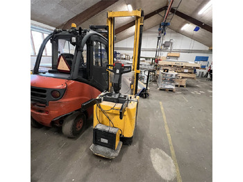 Jungheinrich Hawker Perfect Plus 3 PzB 300 liising Jungheinrich Hawker Perfect Plus 3 PzB 300: pilt 2