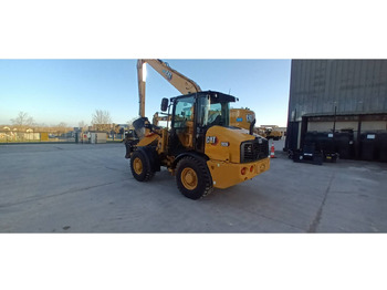 Rataslaadur CAT 906: pilt 4
