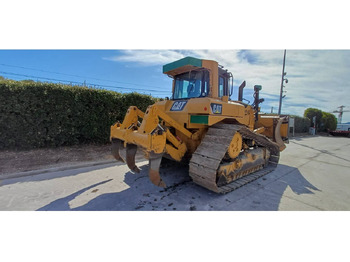 Buldooser CATERPILLAR D6T