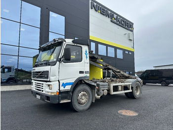 Nöörtõstukiga veoauto VOLVO FM7