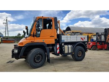Munitsipaaltraktor MERCEDES-BENZ Unimog U400: pilt 4