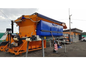 Liiva-/ Soolajaotur - Kommunaal-/ Erisõiduk Schmidt Solarko piaskarka SCHMIDT STRATOS 5m3: pilt 4