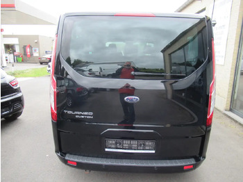 Mikrobuss Ford Tourneo Custom 2.0 TDCi L2H1: pilt 4