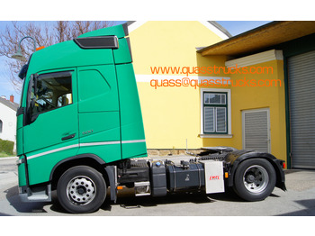 Interior photo 1: Sadulveok Volvo FH 500/Hydraulik/Retarder/Spoiler/422tkm/TÜV/E6