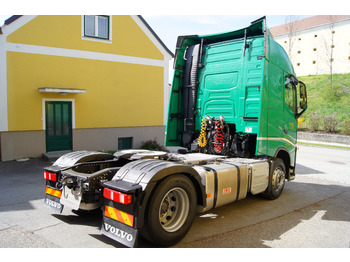 Sadulveok Volvo FH 500/Hydraulik/Retarder/Spoiler/422tkm/TÜV/E6: pilt 4