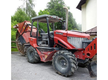 Kraavikaevamismasin DITCH WITCH