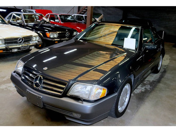 Sedaan MERCEDES-BENZ