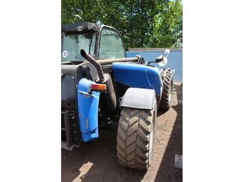 Teleskooplaadur New Holland LM425: pilt 5