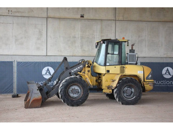 Rataslaadur VOLVO L45B