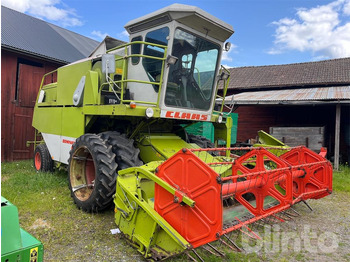 Kombain CLAAS Dominator