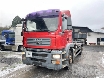Konkstõstukiga veoauto MAN TGA 26.430