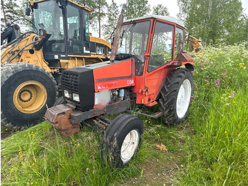 Traktor VALMET