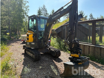 Miniekskavaator Volvo EC27D: pilt 3