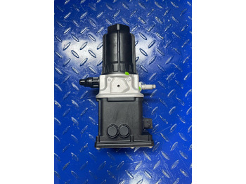 Väljalaskesüsteem - Veoauto Mercedes Benz Actros MP4 Adblue Pump Euro 6: pilt 4