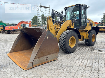 Rataslaadur CATERPILLAR 926M