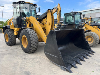 Rataslaadur CATERPILLAR 938M