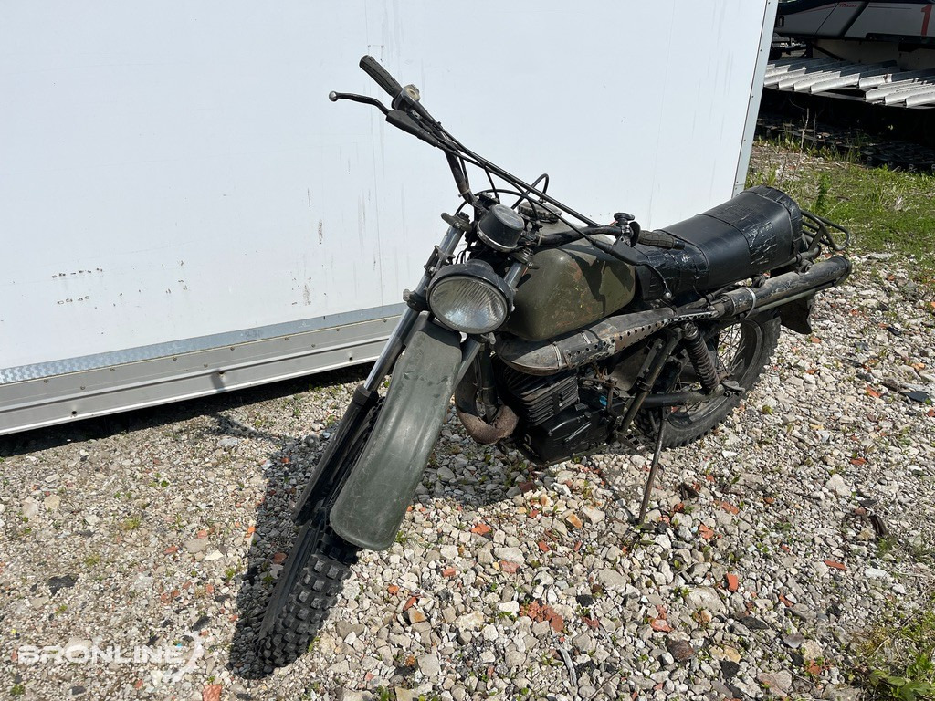 1980 HUSQVARNA MC258 AMT - Mootorratas: pilt 3 1980 HUSQVARNA MC258 AMT - Mootorratas: pilt 3