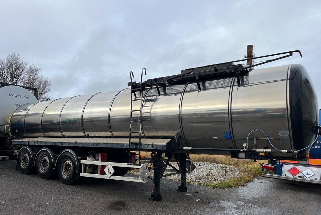 2009 KÄSSBOHRER STS32 ADR tanker semi-trailer - Tsistern poolhaagis: pilt 1 2009 KÄSSBOHRER STS32 ADR tanker semi-trailer - Tsistern poolhaagis: pilt 1