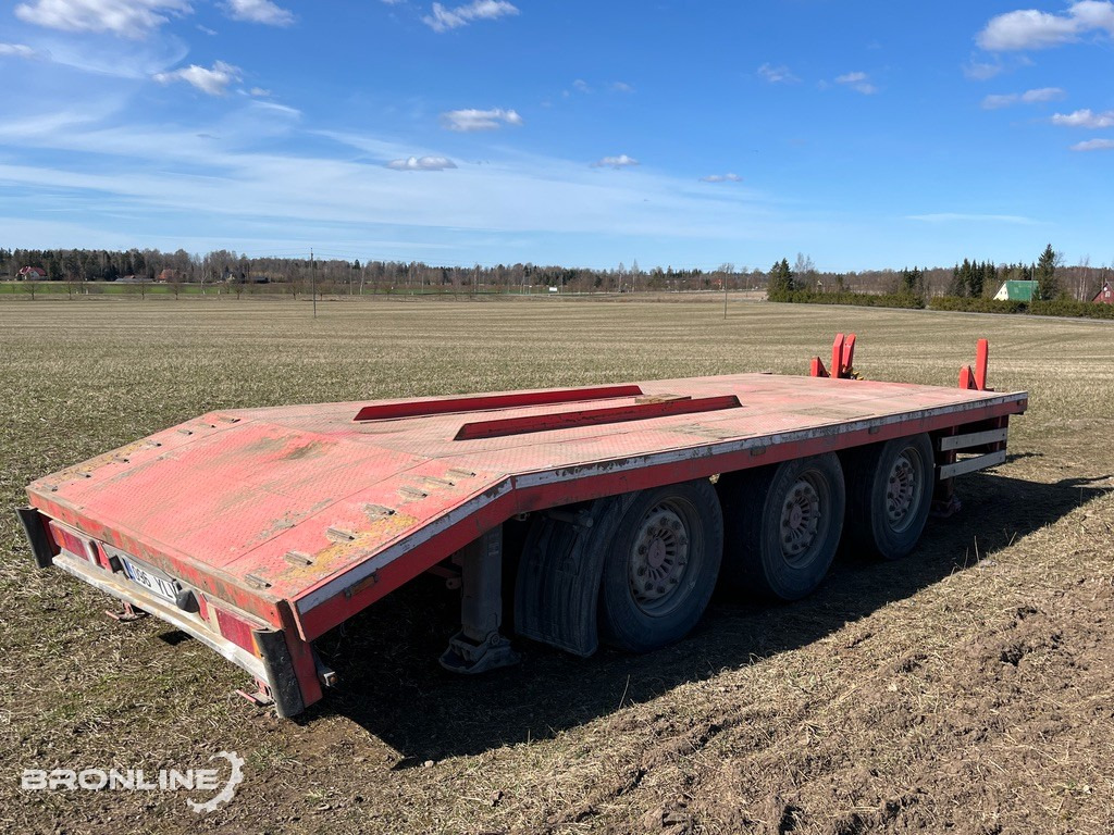 2011 HFR KM24 Konteinerveok/ container trailer - Madal platvorm järelhaagis: pilt 1 2011 HFR KM24 Konteinerveok/ container trailer - Madal platvorm järelhaagis: pilt 1