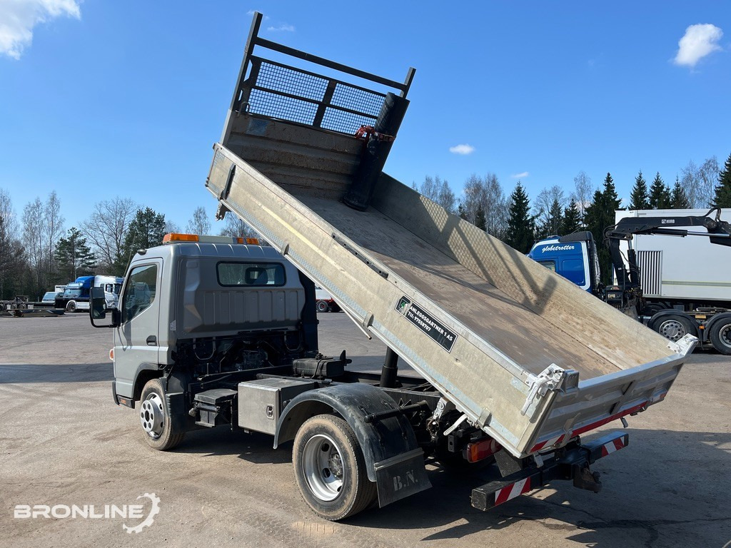 2013 Mitsubishi Fuso Canter 7C15 Tipper - Kallurauto: pilt 5 2013 Mitsubishi Fuso Canter 7C15 Tipper - Kallurauto: pilt 5