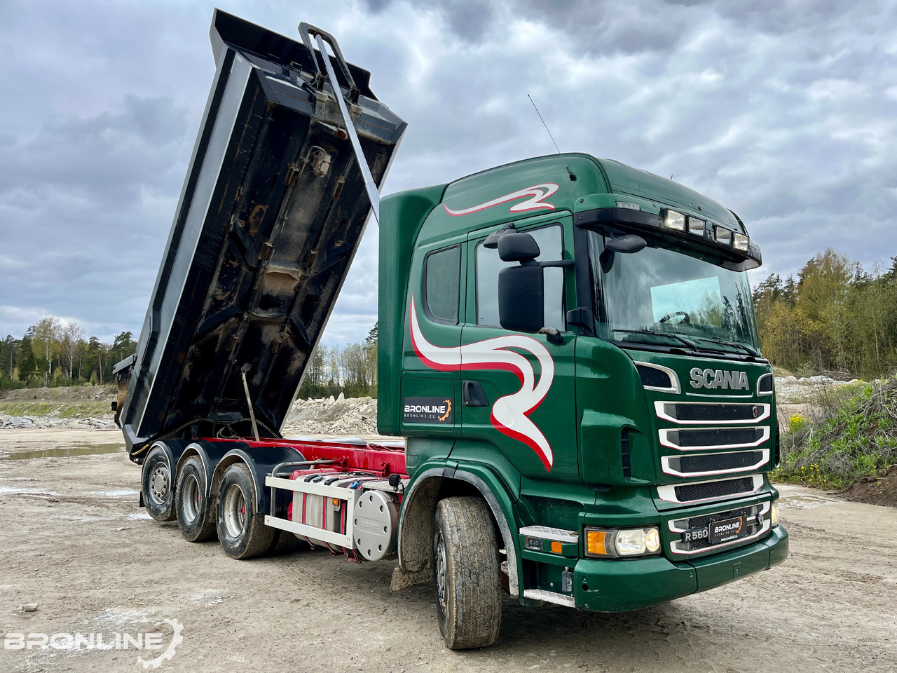2013 V8 SCANIA R560 8X4 Tipper/Kallur/Retarder - Kallurauto: pilt 1 2013 V8 SCANIA R560 8X4 Tipper/Kallur/Retarder - Kallurauto: pilt 1