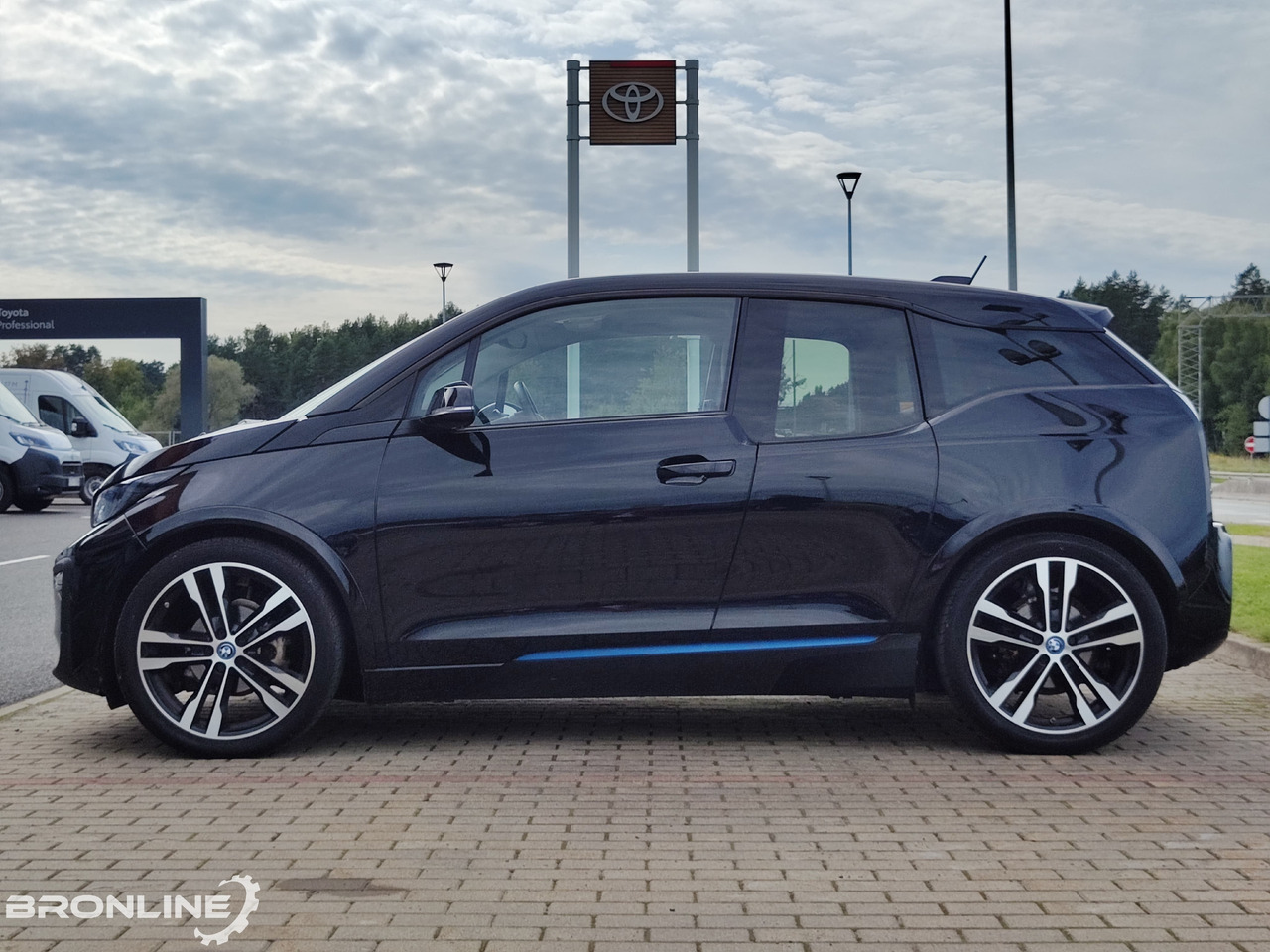2022 BMW i3 Sport edition 135kW 120Ah - Auto: pilt 5 2022 BMW i3 Sport edition 135kW 120Ah - Auto: pilt 5