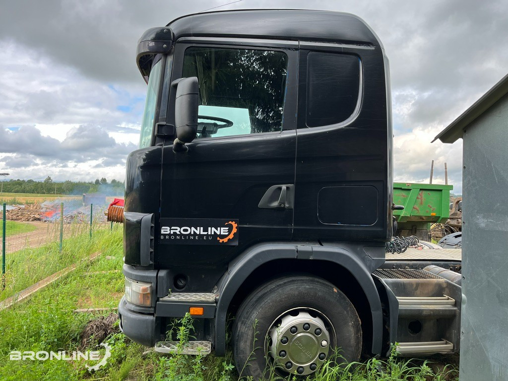 2001 SCANIA R124 6x2 Mootoririkkega/Faulty engine - Sadulveok: pilt 3 2001 SCANIA R124 6x2 Mootoririkkega/Faulty engine - Sadulveok: pilt 3