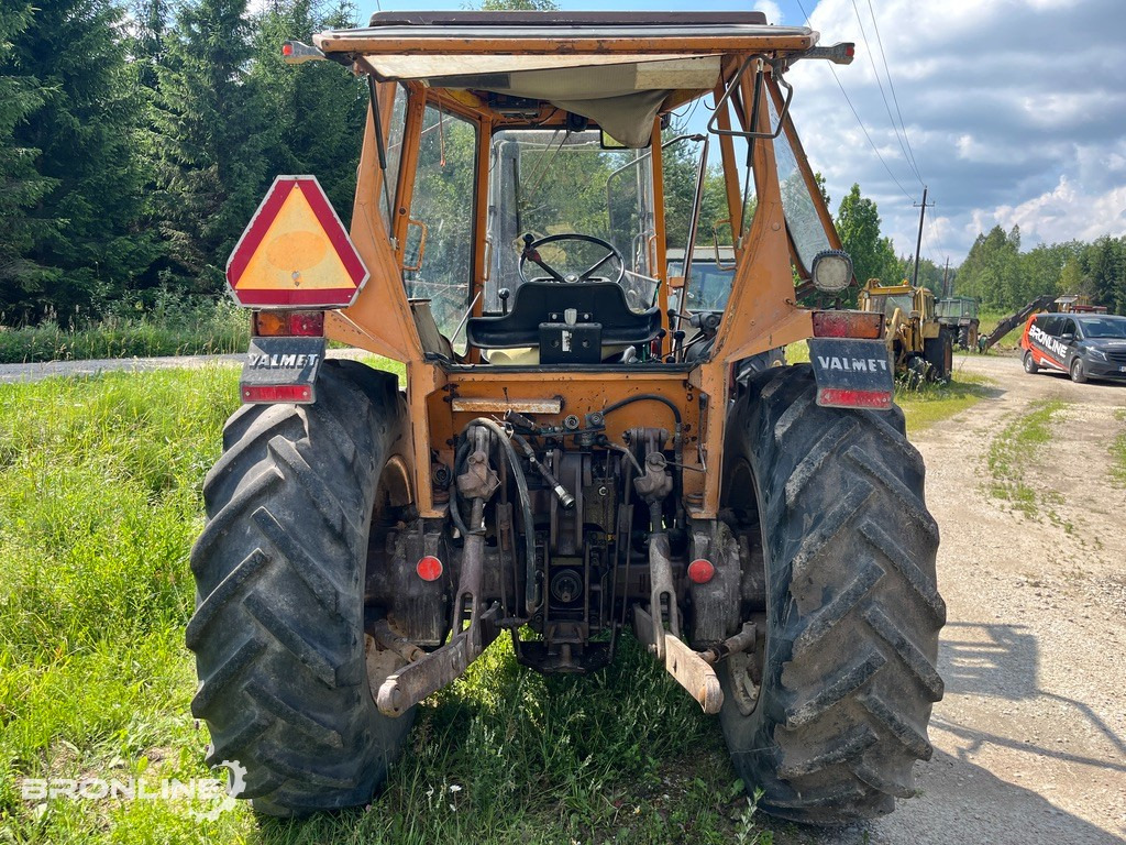 Valmet 602 Turbo siduririkkega traktor / Faulty clutch - Traktor: pilt 5 Valmet 602 Turbo siduririkkega traktor / Faulty clutch - Traktor: pilt 5