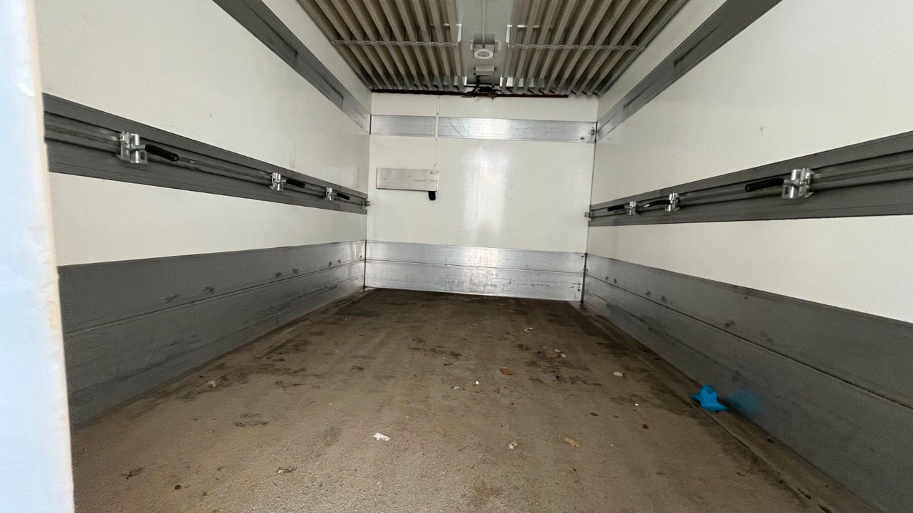 Iveco 50C18 Kühler Kühlkoffer Frigoblock Iveco 50C18 Kühler Kühlkoffer Frigoblock - Tarbesõiduk külmik: pilt 5 Iveco 50C18 Kühler Kühlkoffer Frigoblock Iveco 50C18 Kühler Kühlkoffer Frigoblock - Tarbesõiduk külmik: pilt 5