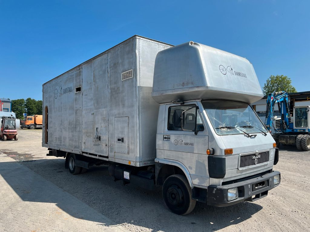 MAN VW-MAN LO2 Koffer Schlafkabine MAN VW-MAN LO2 Koffer Schlafkabine - Tarbesõiduk furgoon: pilt 1 MAN VW-MAN LO2 Koffer Schlafkabine MAN VW-MAN LO2 Koffer Schlafkabine - Tarbesõiduk furgoon: pilt 1