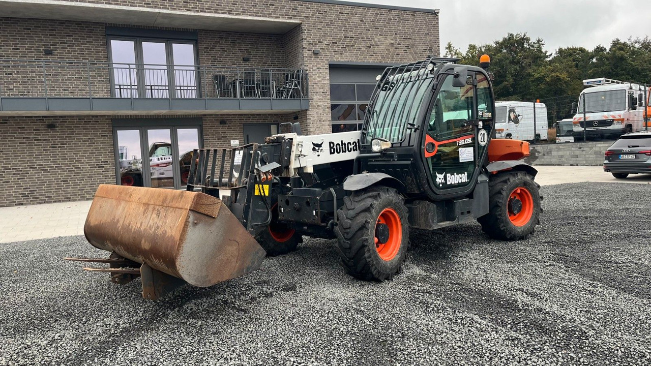 Bobcat T35.105LB Teleskoplader 7600 Kg Gabel Schaufel - Materjali käitlemise seade: pilt 2 Bobcat T35.105LB Teleskoplader 7600 Kg Gabel Schaufel - Materjali käitlemise seade: pilt 2
