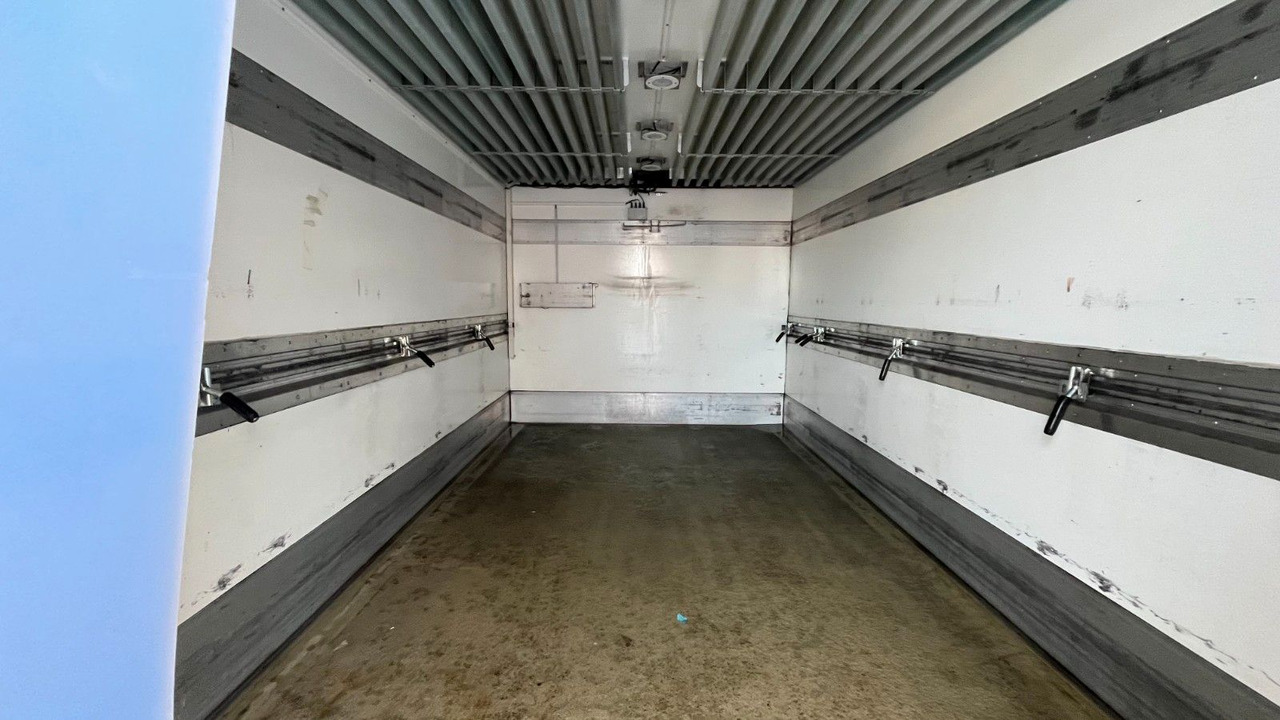 Mitsubishi Fuso Canter 9C18 Kühlkoffer Frigoblock Mitsubishi Fuso Canter 9C18 Kühlkoffer Frigoblock - Tarbesõiduk külmik: pilt 5 Mitsubishi Fuso Canter 9C18 Kühlkoffer Frigoblock Mitsubishi Fuso Canter 9C18 Kühlkoffer Frigoblock - Tarbesõiduk külmik: pilt 5