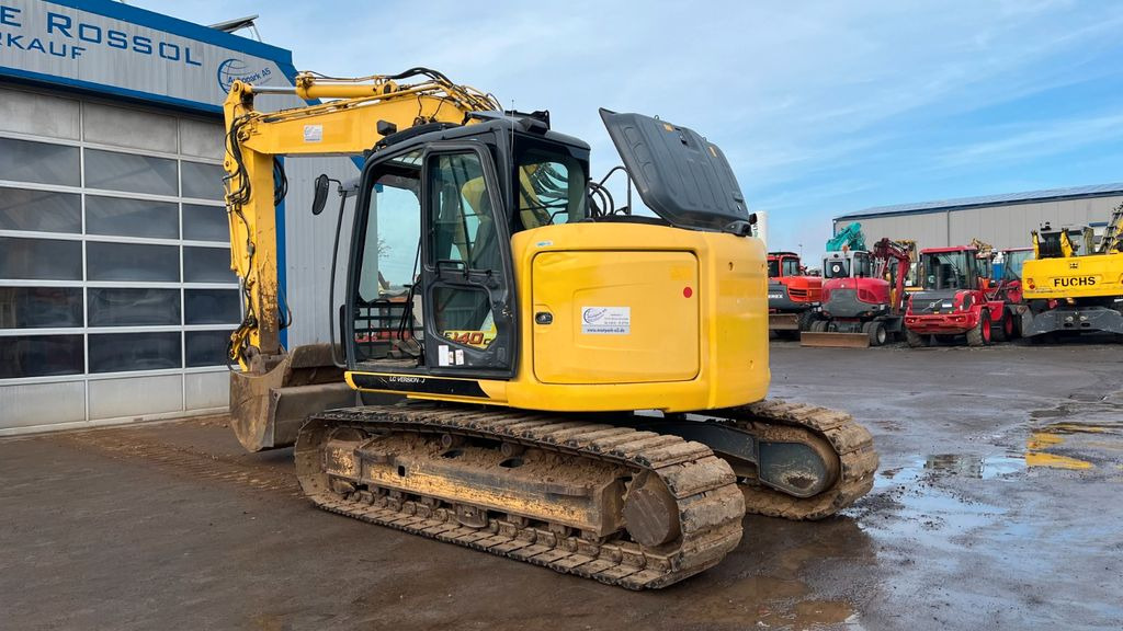 New Holland E140CSR Kettenbagger 16.000 Kg Motorschaden - Lintekskavaator: pilt 2 New Holland E140CSR Kettenbagger 16.000 Kg Motorschaden - Lintekskavaator: pilt 2