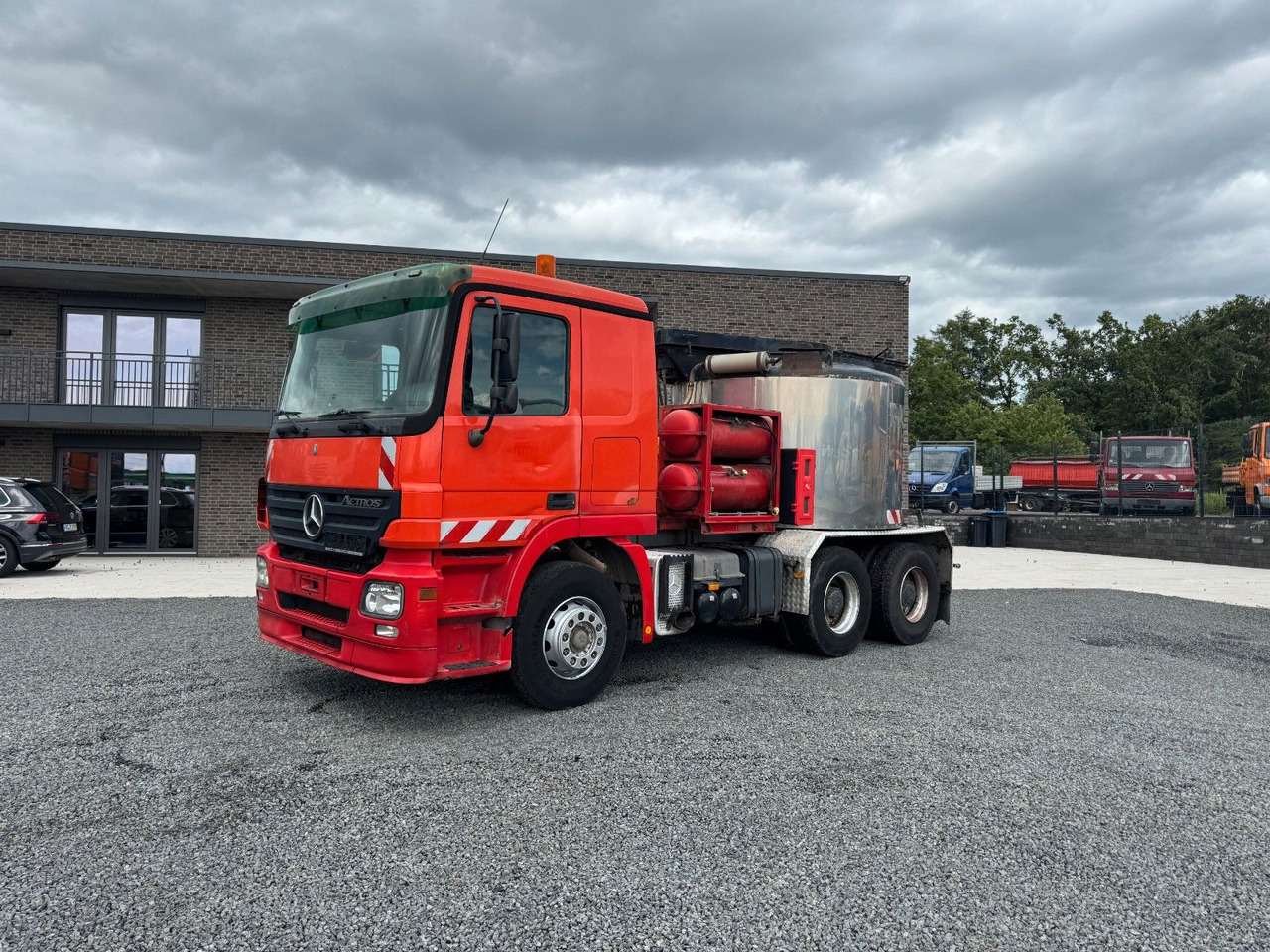 Mercedes-Benz Actros 2641 LS 6x4 Asphaltkocher 6x4 - Veoauto: pilt 2 Mercedes-Benz Actros 2641 LS 6x4 Asphaltkocher 6x4 - Veoauto: pilt 2