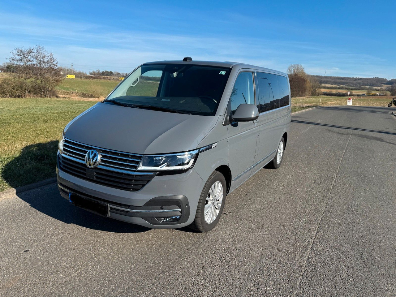 Volkswagen T6.1 Transporter Multivan Generation Six 4x4 - Mikrobuss: pilt 2 Volkswagen T6.1 Transporter Multivan Generation Six 4x4 - Mikrobuss: pilt 2