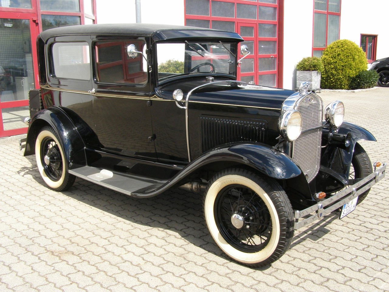 Ford MODELL A / TUDOR + H-Kennzeichen - Sedaan: pilt 1 Ford MODELL A / TUDOR + H-Kennzeichen - Sedaan: pilt 1