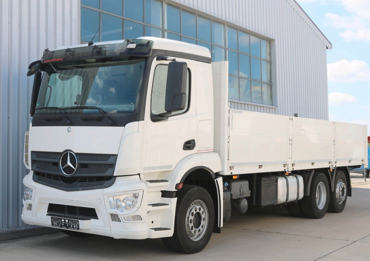 Mercedes-Benz Antos 2641L Prits. / Staplerhaltg. Stahltransp. - Madelveok/ Platvormveok: pilt 1 Mercedes-Benz Antos 2641L Prits. / Staplerhaltg. Stahltransp. - Madelveok/ Platvormveok: pilt 1
