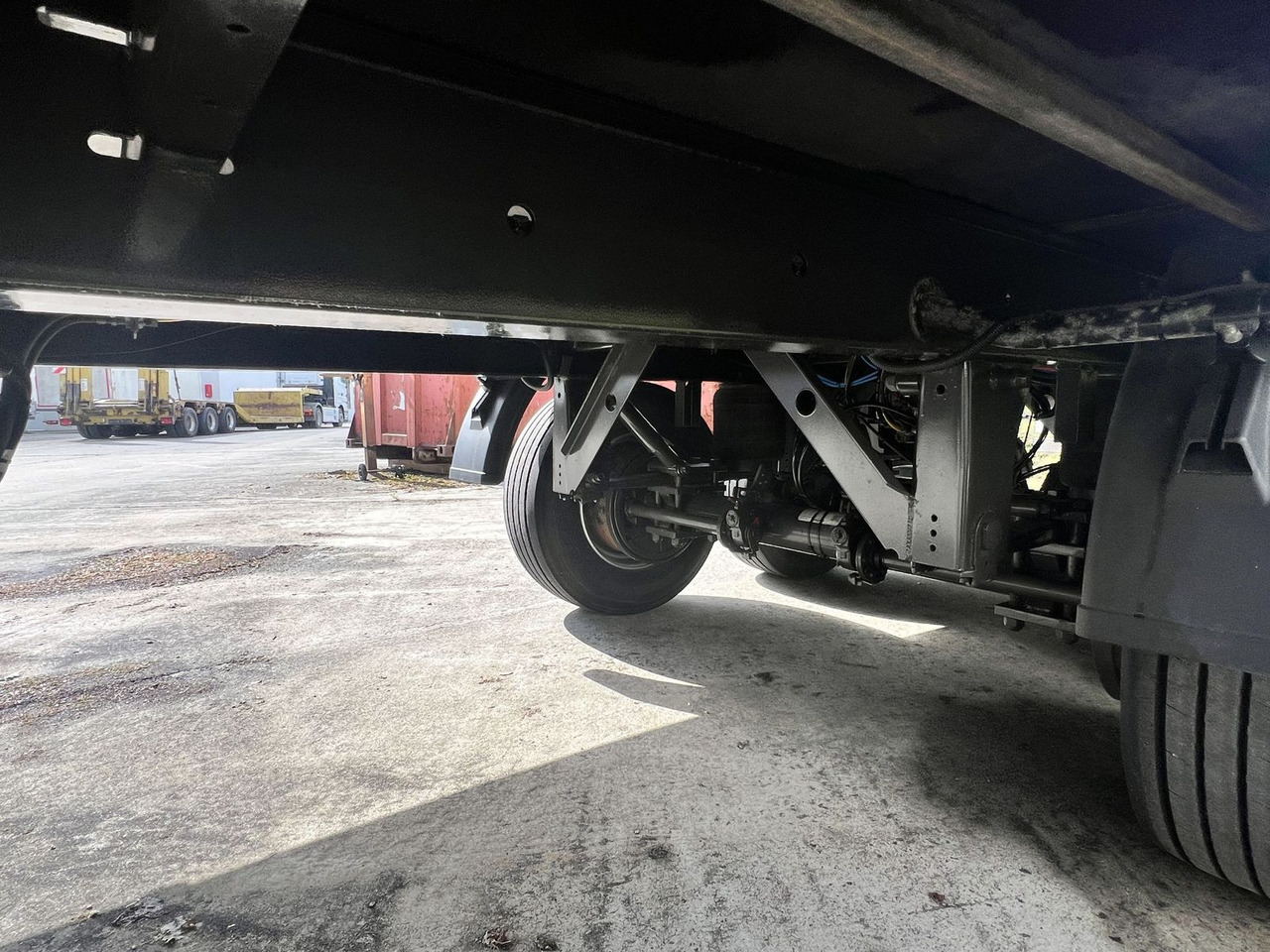 Fliegl 13,5 t Tandemplanenanhänger, neuwertig - Tenthaagis: pilt 5 Fliegl 13,5 t Tandemplanenanhänger, neuwertig - Tenthaagis: pilt 5