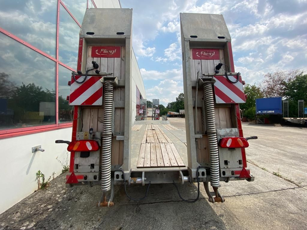 Fliegl 3 Achs Tiefladeranhänger - Madal platvorm järelhaagis: pilt 5 Fliegl 3 Achs Tiefladeranhänger - Madal platvorm järelhaagis: pilt 5