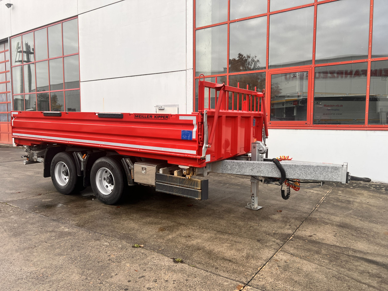 Meiller MZDAL 18 t Tandemkipper Tieflader Schotter- Klappe, neuwertig - Kalluri järelhaagis: pilt 3 Meiller MZDAL 18 t Tandemkipper Tieflader Schotter- Klappe, neuwertig - Kalluri järelhaagis: pilt 3