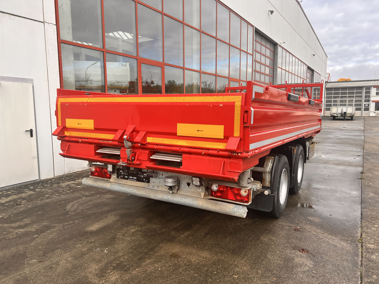 Meiller MZDAL 18 t Tandemkipper Tieflader Schotter- Klappe, neuwertig - Kalluri järelhaagis: pilt 5 Meiller MZDAL 18 t Tandemkipper Tieflader Schotter- Klappe, neuwertig - Kalluri järelhaagis: pilt 5