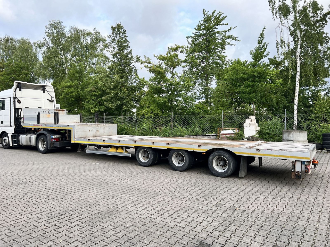 Möslein 3 Achs Satteltieflader - Madal platvormpoolhaagis: pilt 3 Möslein 3 Achs Satteltieflader - Madal platvormpoolhaagis: pilt 3