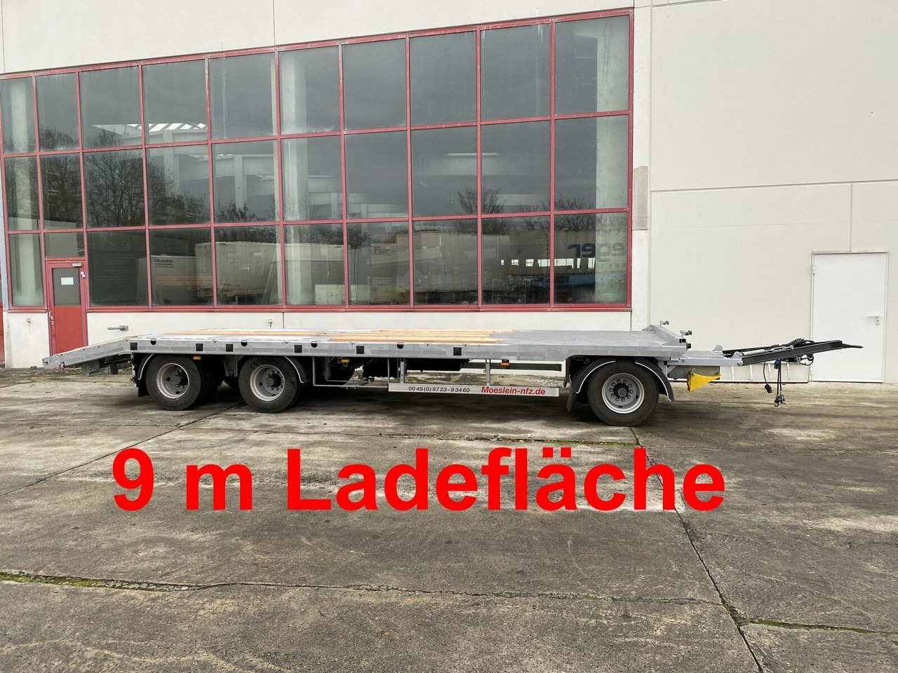Möslein 3 Achs Tieflader gerader Ladefläche 9 m, Neufah - Madal platvorm järelhaagis: pilt 1 Möslein 3 Achs Tieflader gerader Ladefläche 9 m, Neufah - Madal platvorm järelhaagis: pilt 1